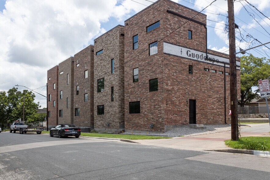 800 Lydia St, Austin, TX à louer - Photo de l’immeuble – Image 2 sur 40