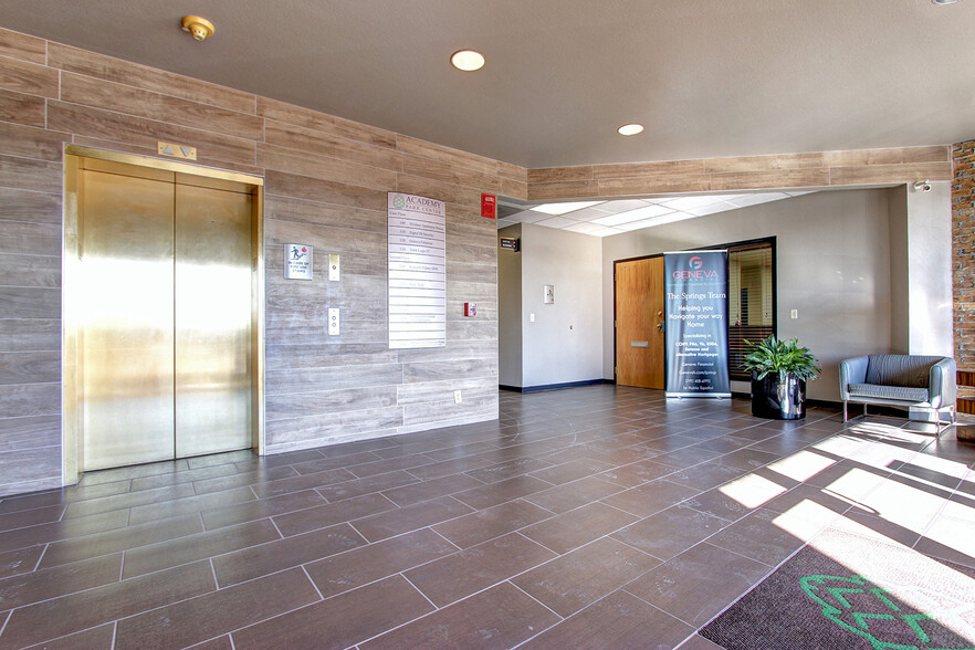 3204 N Academy Blvd, Colorado Springs, CO à louer - Hall d’entrée – Image 3 sur 9