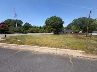 Plus de détails pour 677 Dale Earnhardt Blvd, Kannapolis, NC - Local commercial à louer