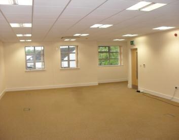 7-12 Nursery Ct, Kibworth Harcourt à vendre - Photo de l’immeuble – Image 3 sur 6