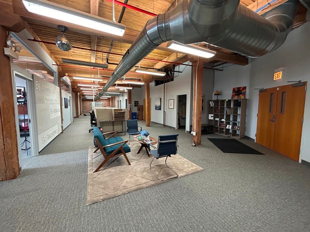 700 N Sacramento Blvd, Chicago, IL à louer Photo principale– Image 1 sur 25