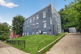 Plus de détails pour 109 Wayne Pl SE, Washington, DC - Logement à vendre