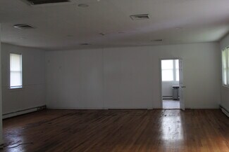 Plus de détails pour 642-650 N Liberty Dr, Tomkins Cove, NY - Local commercial à louer
