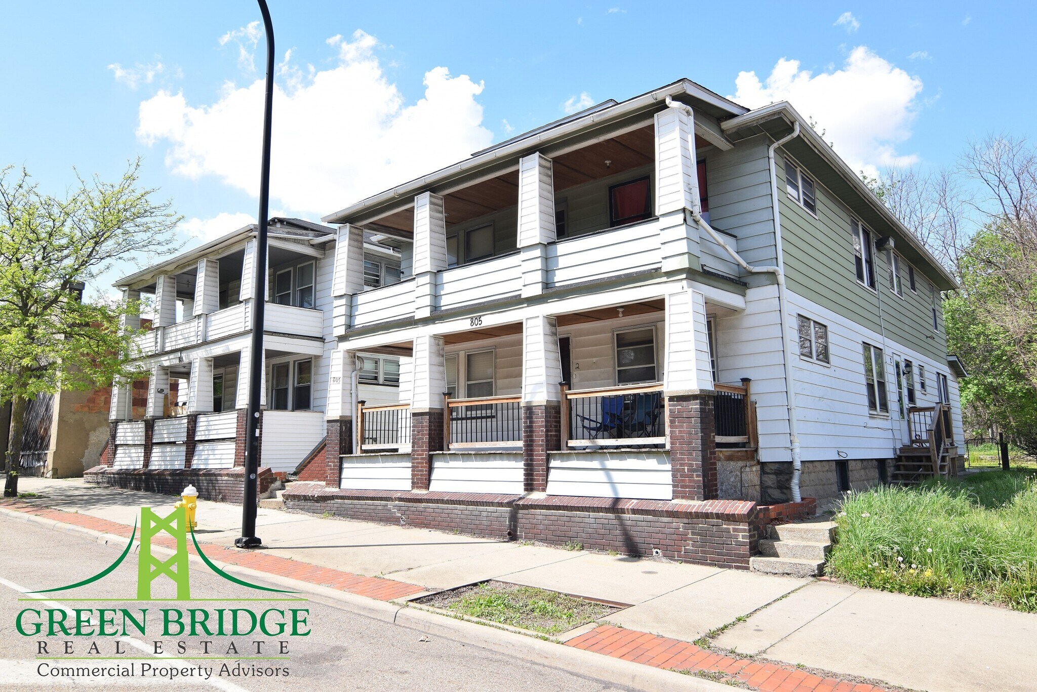 801-805 E Exchange St, Akron, OH à vendre Photo de l’immeuble– Image 1 sur 15