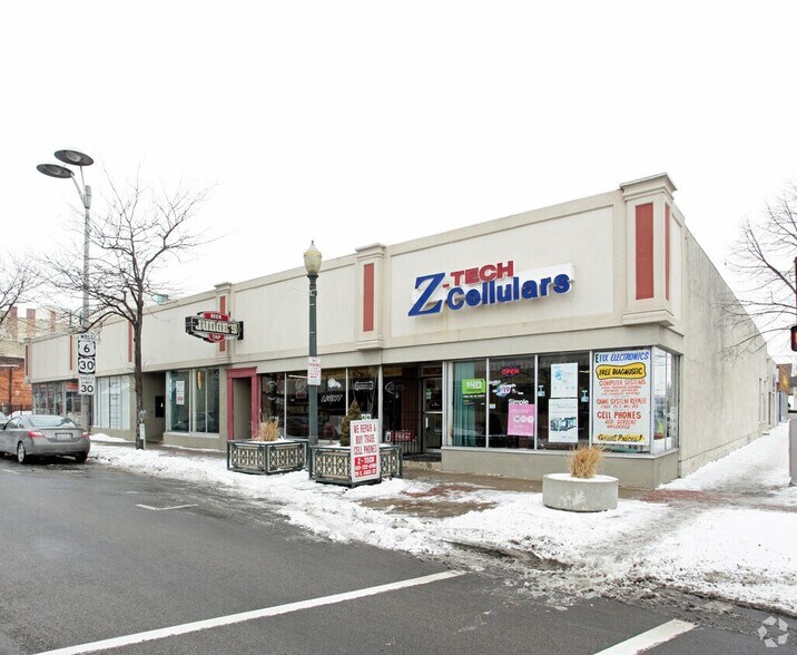 27-31 E Cass St, Joliet, IL à louer - Photo de l’immeuble – Image 2 sur 5