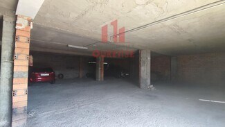 Plus de détails pour Local commercial à vendre