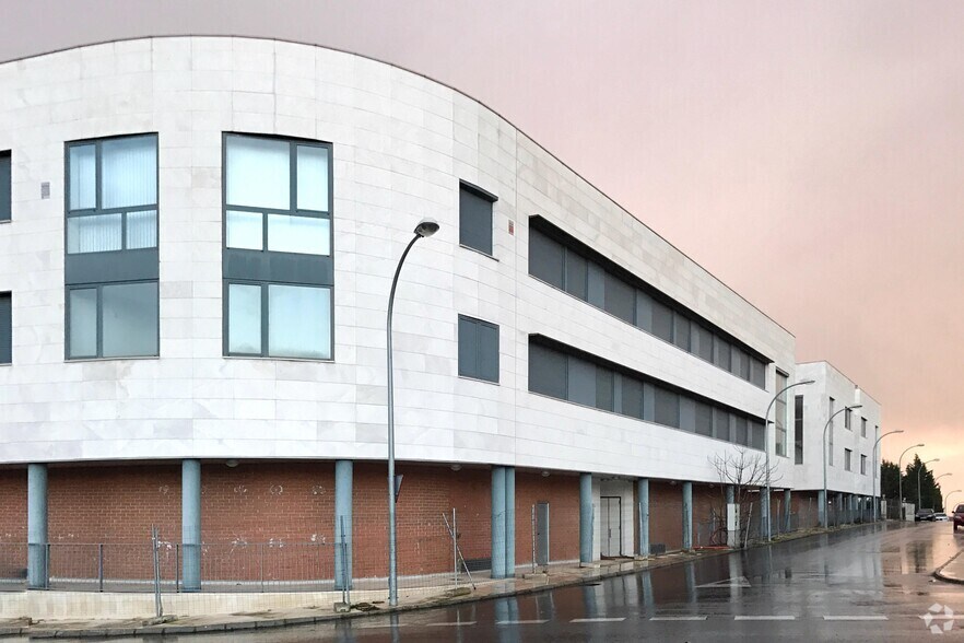 Plaza Corral de los Cantos, 3, Argés, Toledo à vendre - Photo de l’immeuble – Image 2 sur 3