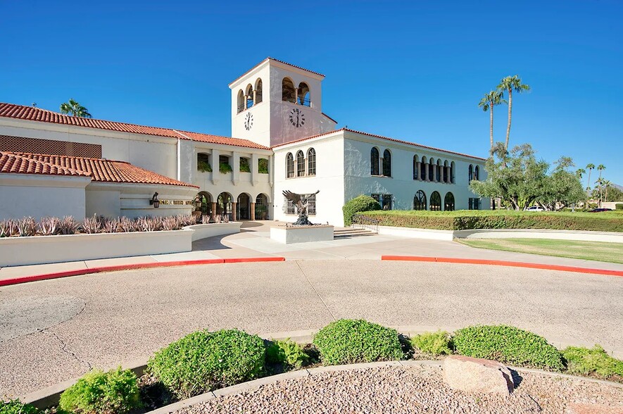 7501 E McCormick Pky, Scottsdale, AZ à louer - Photo de l’immeuble – Image 3 sur 26