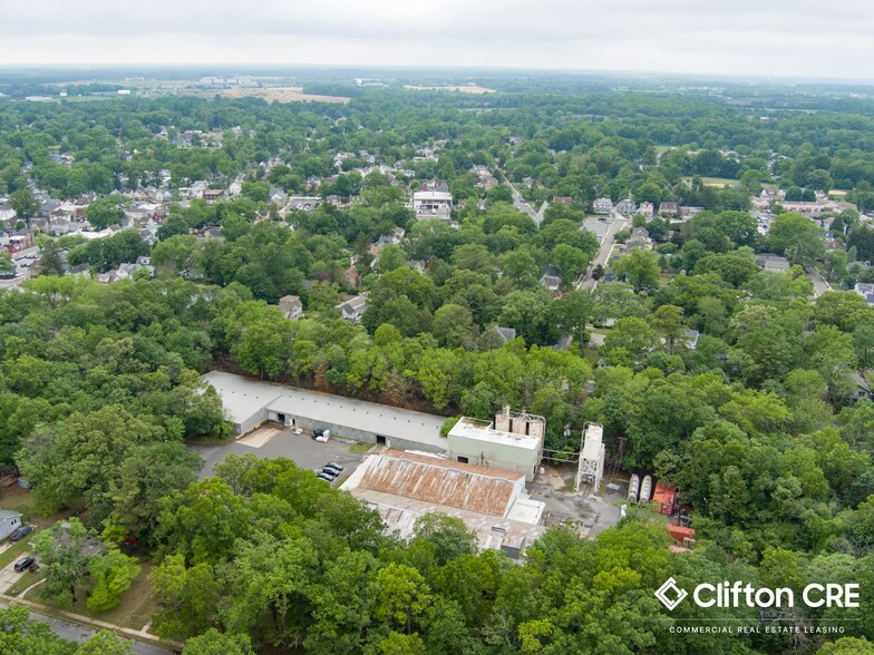 150 N Summit Ave, Pitman, NJ à vendre - Photo de l’immeuble – Image 2 sur 23