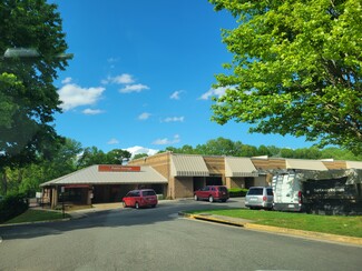 Plus de détails pour 5799 Burke Centre Pky, Burke, VA - Local d'activités à louer
