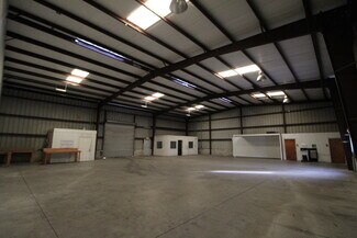 Plus de détails pour 2017 58th Avenue Cir E, Bradenton, FL - Industriel/Logistique à louer