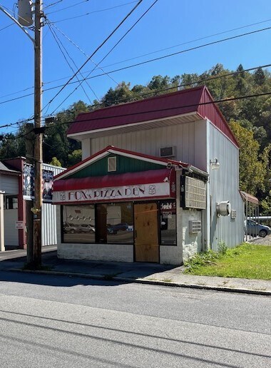 929 Cook Pkwy, Oceana, WV à vendre Photo principale– Image 1 sur 1