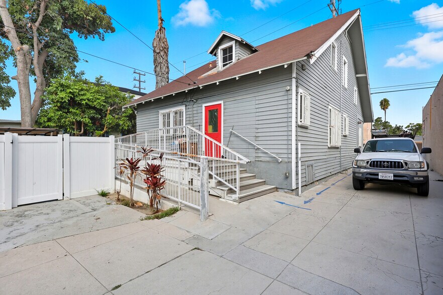 522 W VERNON Ave, Los Angeles, CA à vendre - Photo de l’immeuble – Image 3 sur 48