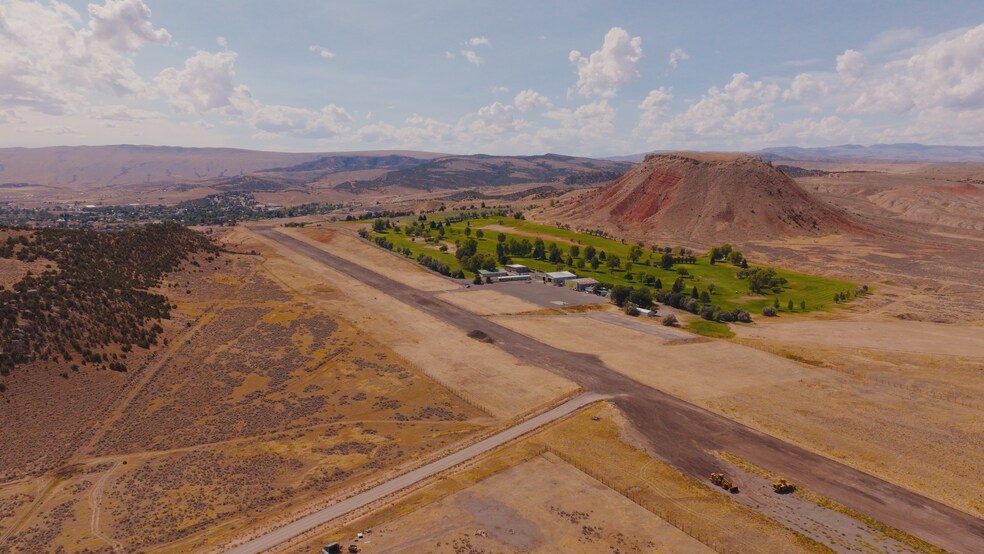 140 Airport Rd, Thermopolis, WY à louer - Aérien – Image 2 sur 6