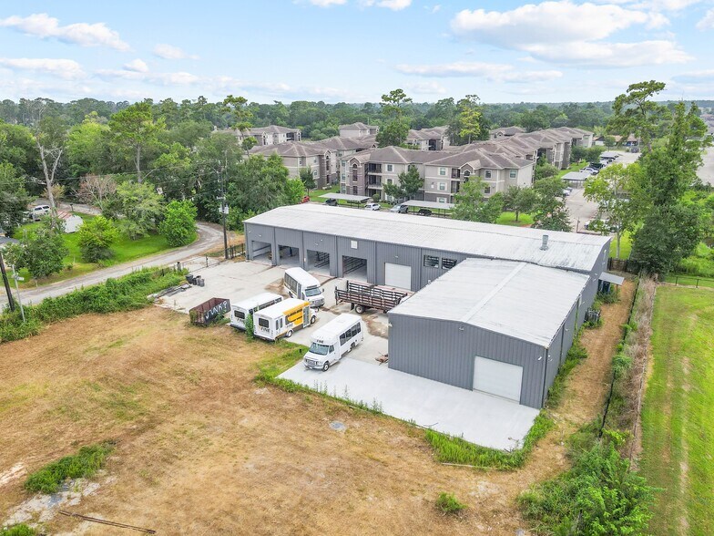 19742 Carver Ave, Humble, TX à vendre - Photo de l’immeuble – Image 2 sur 14