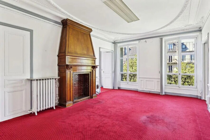 114 Boulevard De Magenta, Paris à louer - Photo de l’immeuble – Image 2 sur 9