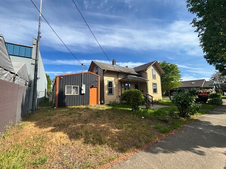 309 Shipping St NE, Salem, OR à louer - Photo de l’immeuble – Image 2 sur 15