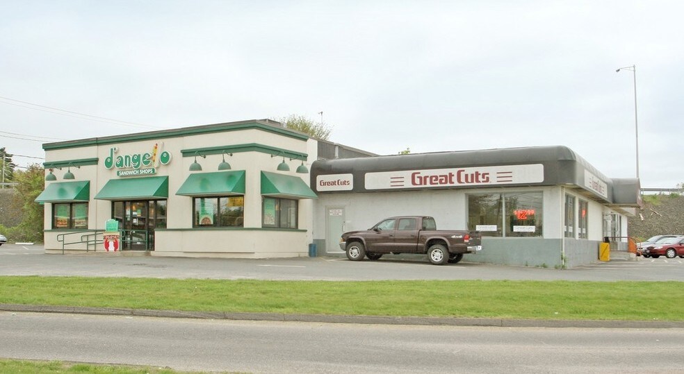 200 Hartford Tpke, Vernon, CT à louer - Photo de l’immeuble – Image 3 sur 5