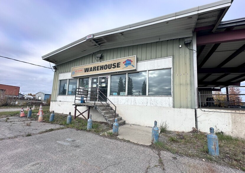 2200 Van Horn Rd, Fairbanks, AK à vendre - Photo de l’immeuble – Image 2 sur 4
