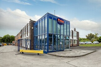 Plus de détails pour Stockport Rd E, Stockport - Industriel/Logistique à louer