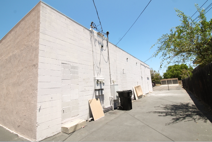 812-816 E Chapman Ave, Fullerton, CA à louer - Photo de l’immeuble – Image 3 sur 3