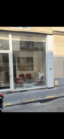 Local commercial dans Paris à vendre - Photo de l’immeuble – Image 2 sur 5