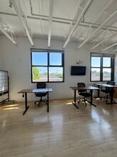 2110 Main St, Santa Monica, CA à louer Photo intérieure– Image 2 sur 6
