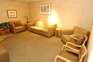 Plus de détails pour 10436 Santa Monica Blvd, Los Angeles, CA - Coworking à louer