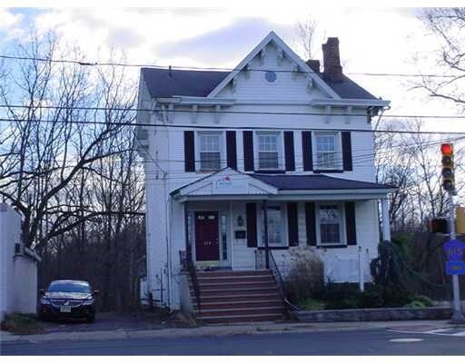 353 Main St, Spotswood, NJ à vendre - Photo principale – Image 1 sur 4