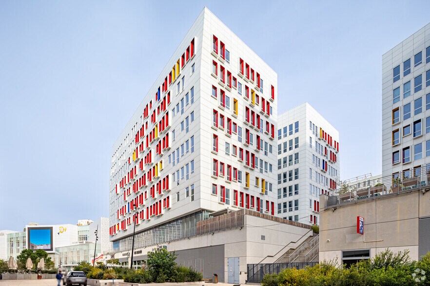 Bureau dans Marseille à louer - Photo principale – Image 1 sur 5