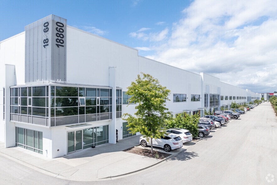 18860 24th Ave, Surrey, BC à louer - Photo principale – Image 1 sur 5