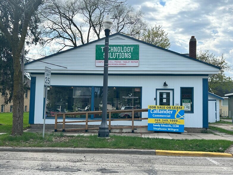 210 S Main St, Wayland, MI à louer - Photo principale – Image 1 sur 13