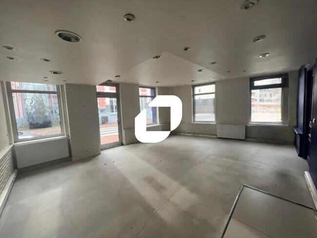 Plus de détails pour 174 Rue Ludovic Boutleux, Béthune - Bureau à vendre