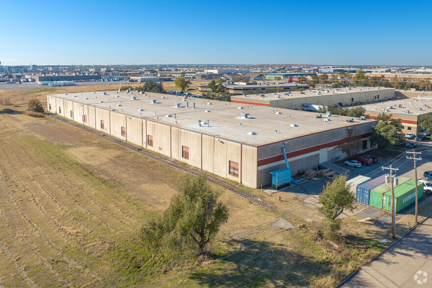 306 N Meridian Ave, Oklahoma City, OK à louer - Photo de l’immeuble – Image 3 sur 4