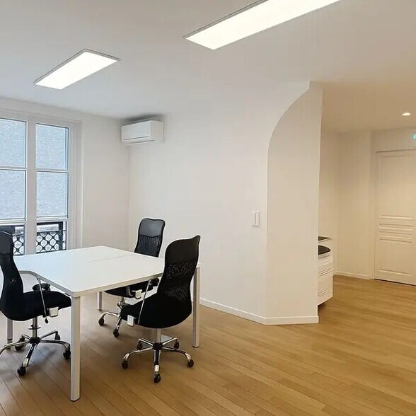 Bureau dans Paris à louer - Photo de l’immeuble – Image 2 sur 13