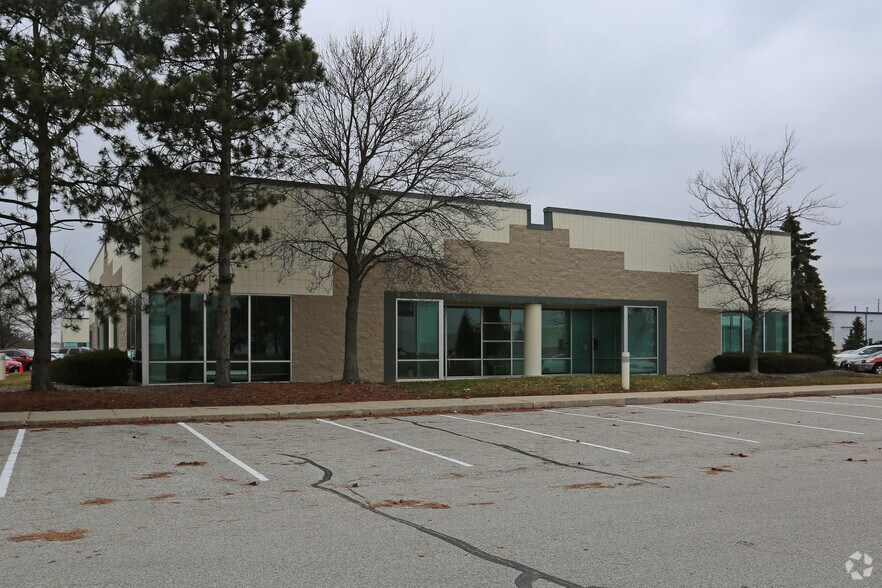 5555-5587 W 73rd St, Indianapolis, IN à louer - Photo principale – Image 1 sur 2