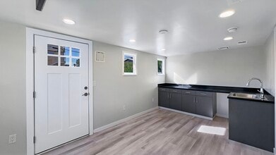 724 S 9th St, Las Vegas, NV à louer Photo intérieure– Image 2 sur 14