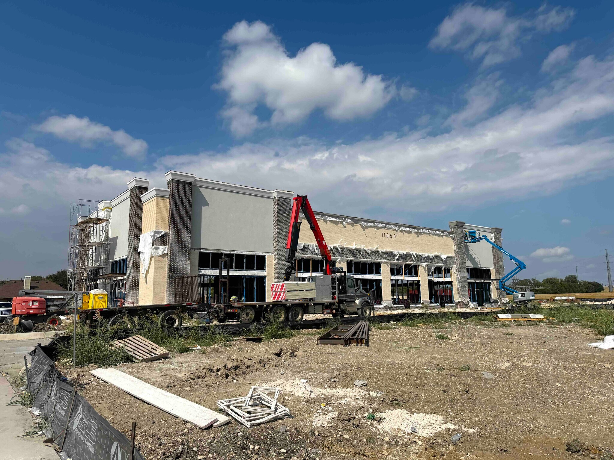 11750 State Hwy 121, Frisco, TX à louer Photo de la construction– Image 1 sur 8