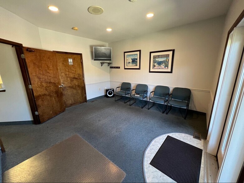 188 Fries Mill Rd, Turnersville, NJ à louer - Photo intérieure – Image 2 sur 6