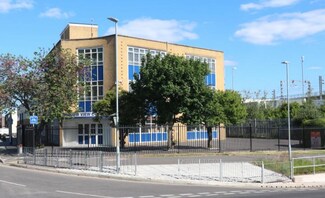 Plus de détails pour 199-215 Cardiff Rd, Reading - Bureau, Industriel/Logistique à louer