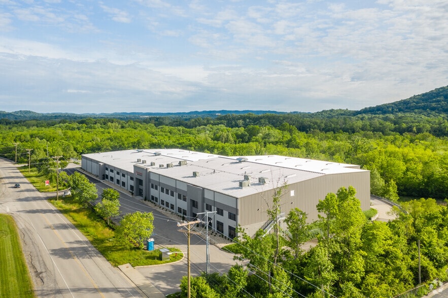 7337 Cockrill Bend Blvd, Nashville, TN à louer - Aérien – Image 2 sur 8