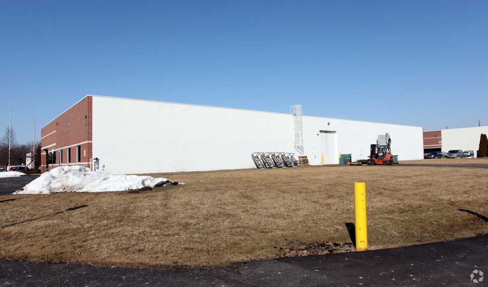 2129 Austin Ave, Rochester Hills, MI à vendre - Photo de l’immeuble – Image 3 sur 4