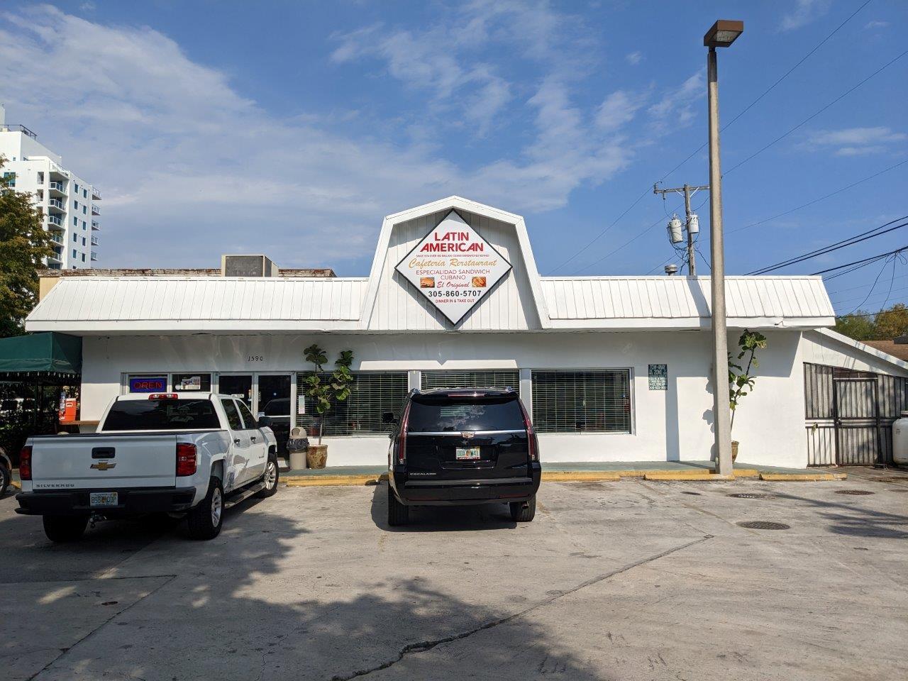 1590 SW 22nd St, Miami, FL à vendre Photo de l’immeuble– Image 1 sur 4