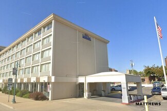 Plus de détails pour 325 Main St, Keokuk, IA - Hôtellerie à vendre