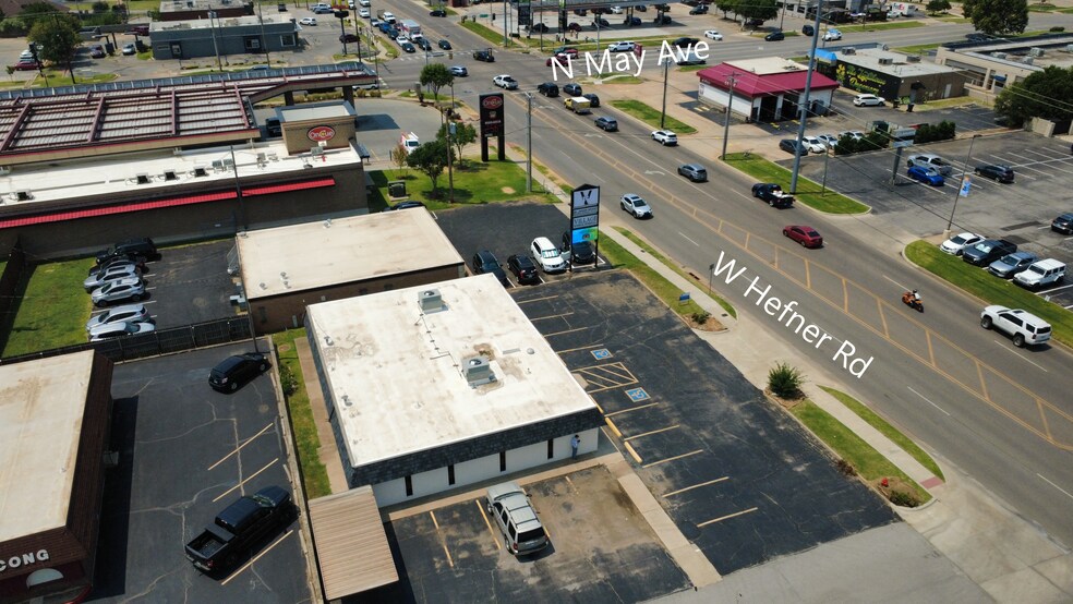2812-2816 W Hefner Rd, Oklahoma City, OK à louer - Photo de l’immeuble – Image 3 sur 15