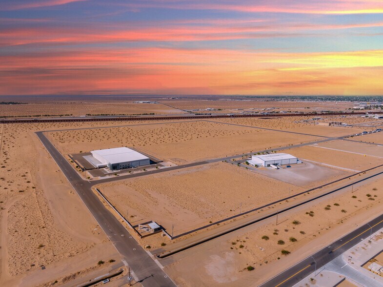 Magrino Industrial Park portefeuille de 2 biens à vendre sur LoopNet.fr - Photo de l’immeuble – Image 2 sur 15