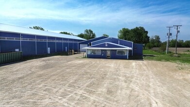 1303 W Chestnut St, Union City, IN à vendre Photo de l’immeuble– Image 1 sur 20