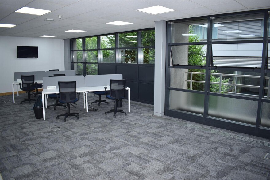 Admirals Way, Londres à louer - Photo de l’immeuble – Image 2 sur 10