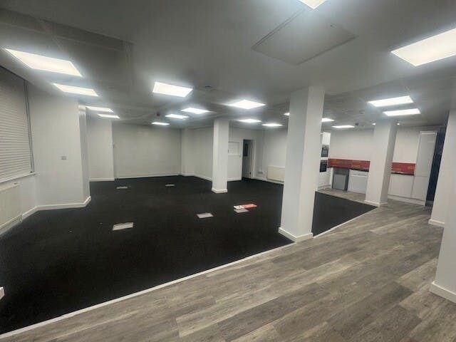 99-99A Kentish Town Rd, Londres à louer - Photo de l’immeuble – Image 2 sur 6