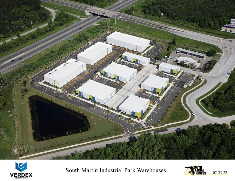 8184 SW Jack James Dr, Stuart, FL à louer - Aérien – Image 2 sur 5